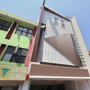 ** Hotel Oyo 12153 B S International India